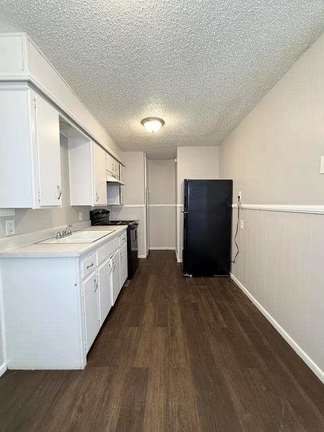 Photo 6 — 922 44th Street, Lubbock, TX 79412