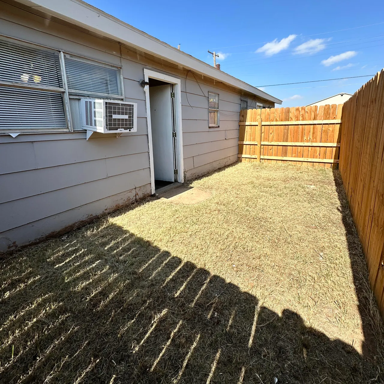 Photo 14 — 922 44th Street, Lubbock, TX 79412