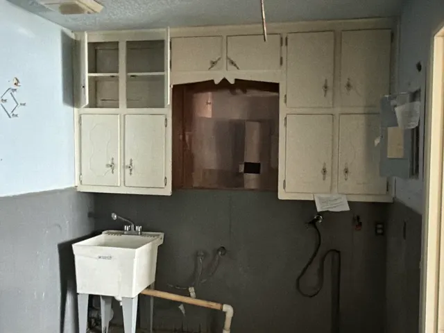 Photo 4 — 1120 Ave G, Ralls, TX 79357