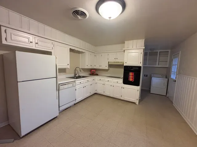 Photo 4 — 4912 9th Street, Lubbock, TX 79416