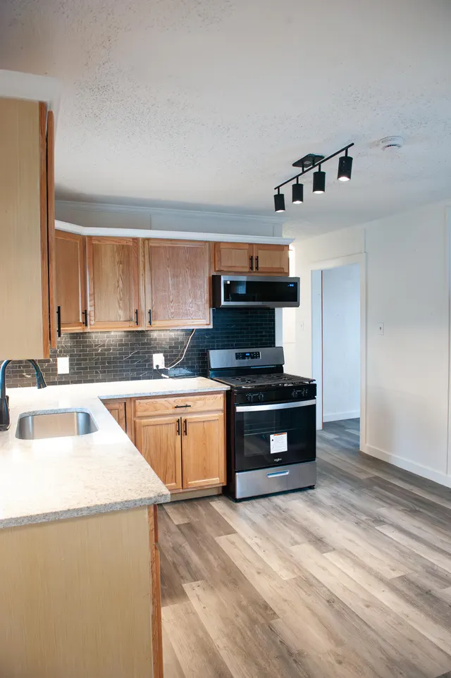 Photo 8 — 317 76th Street, Lubbock, TX 79404