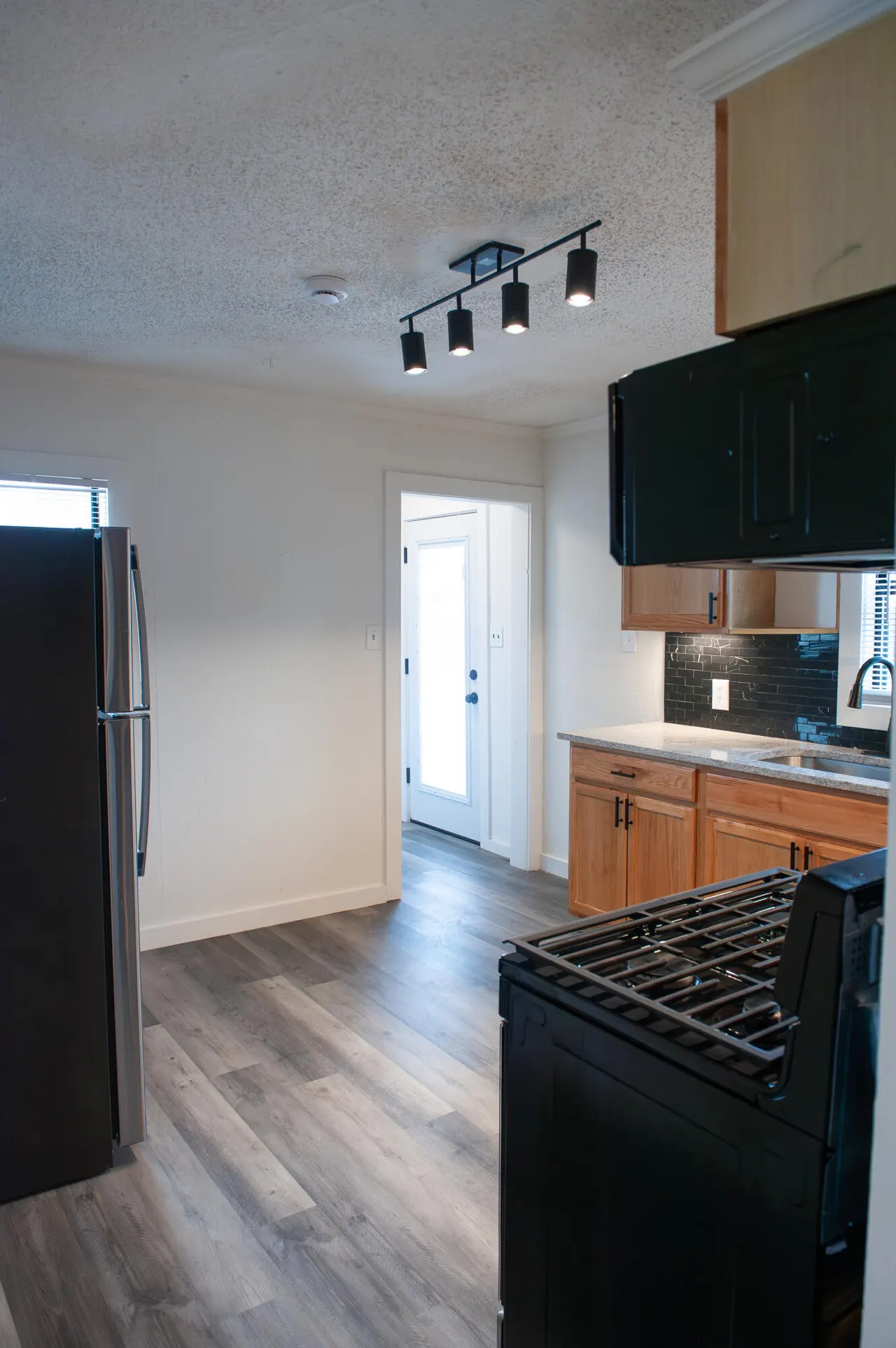 Photo 7 — 317 76th Street, Lubbock, TX 79404
