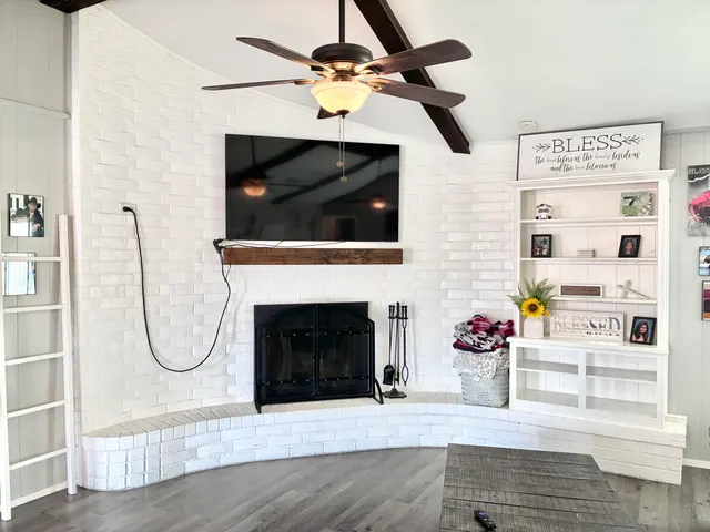 Photo 8 — 115 S Terry Drive, Slaton, TX 79364