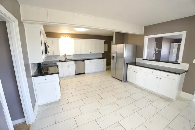 Photo 7 — 3605 27th Street, Lubbock, TX 79410