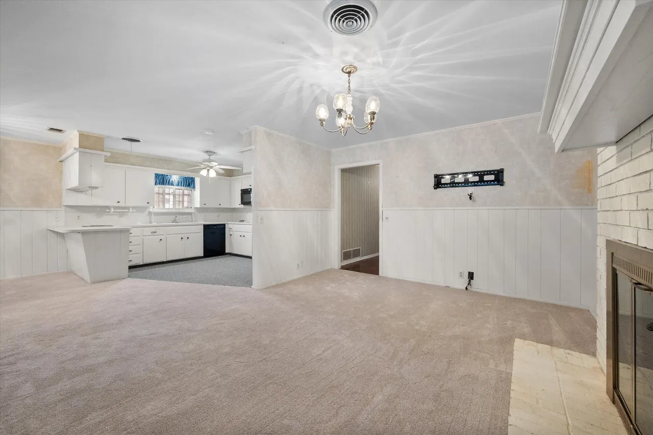 Photo 9 — 6612 Avenue U, Lubbock, TX 79412