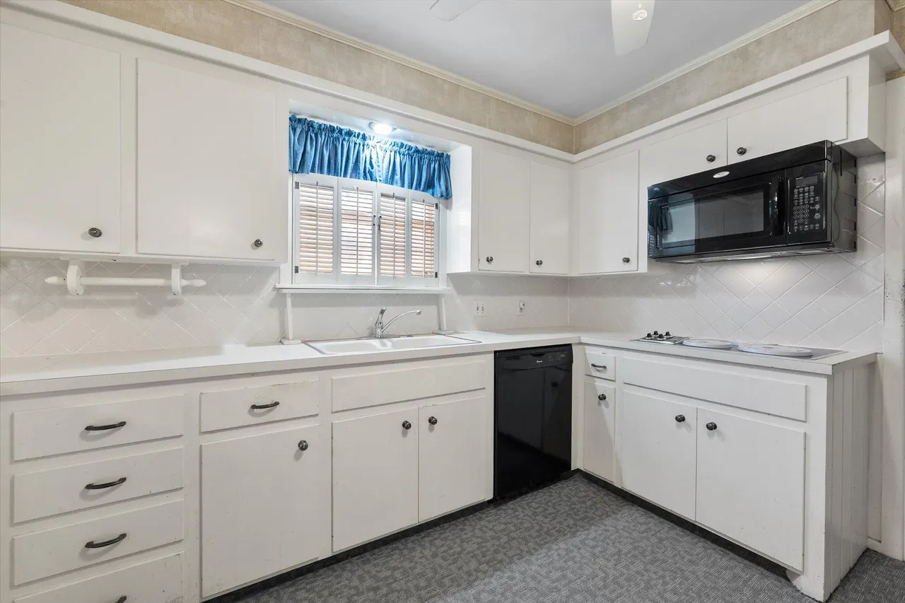 Photo 14 — 6612 Avenue U, Lubbock, TX 79412