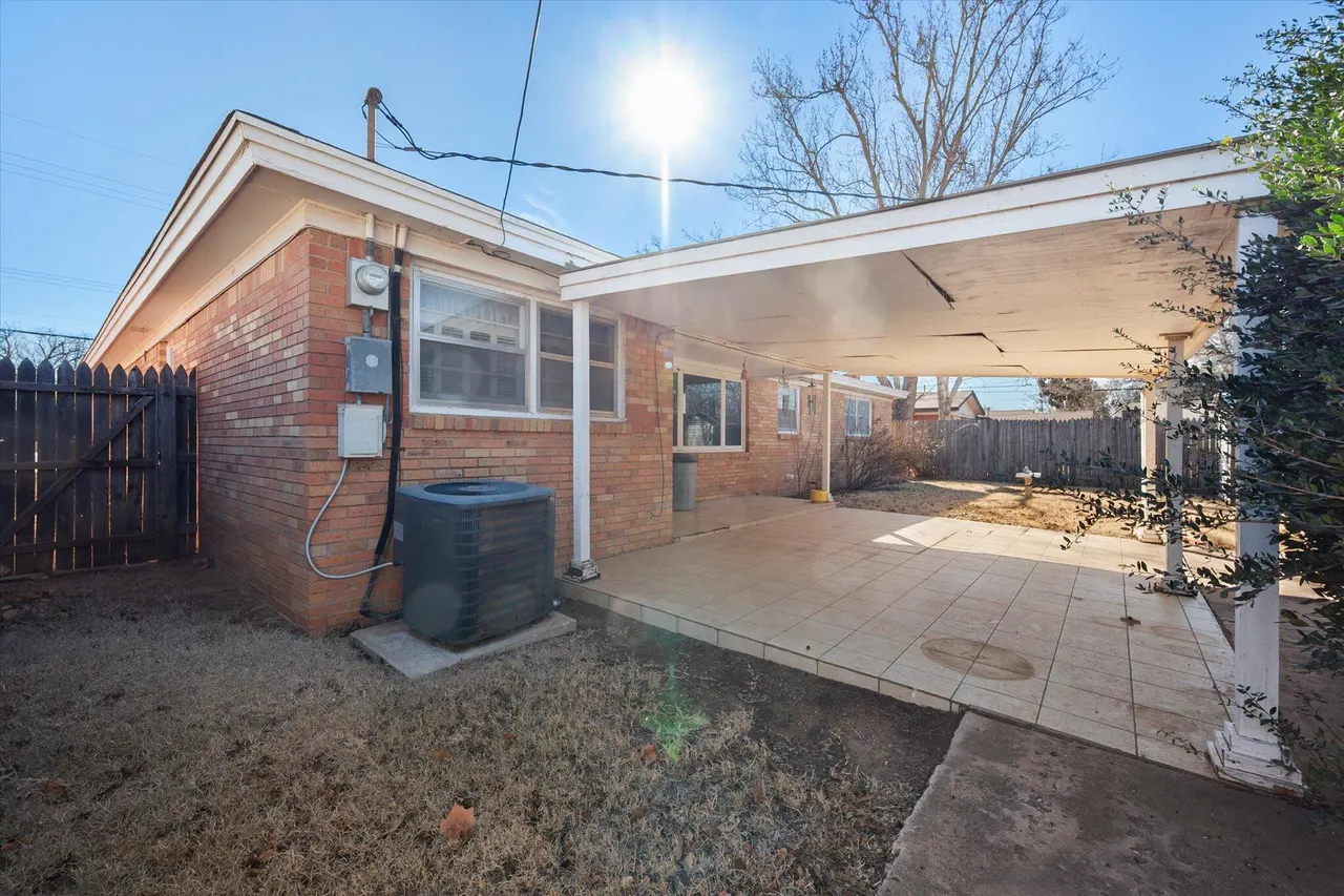 Photo 31 — 6612 Avenue U, Lubbock, TX 79412