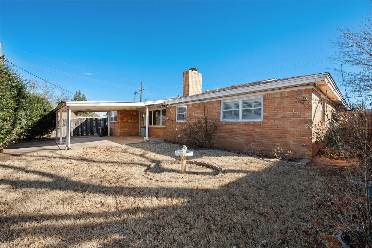 Photo 32 — 6612 Avenue U, Lubbock, TX 79412