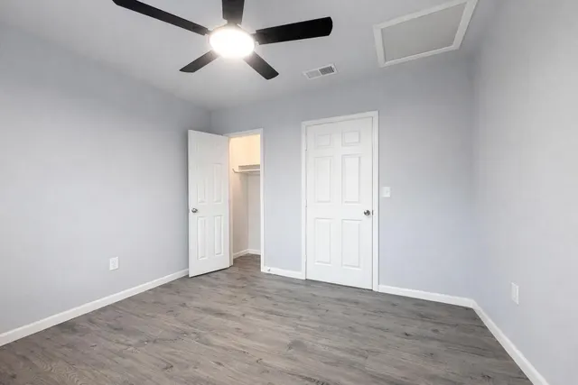 Photo 7 — 4619 Elgin Avenue, Lubbock, TX 79413