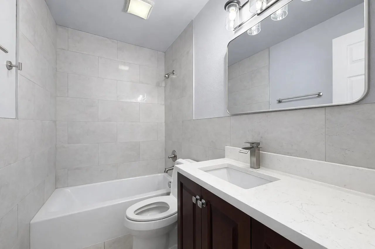 Photo 11 — 4619 Elgin Avenue, Lubbock, TX 79413
