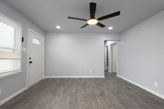 Photo 2 — 4619 Elgin Avenue, Lubbock, TX 79413