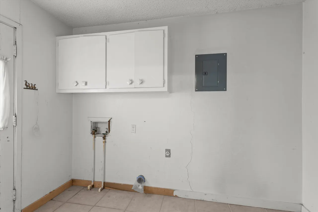 Photo 11 — 401 N 21st Place, Lamesa, TX 79331
