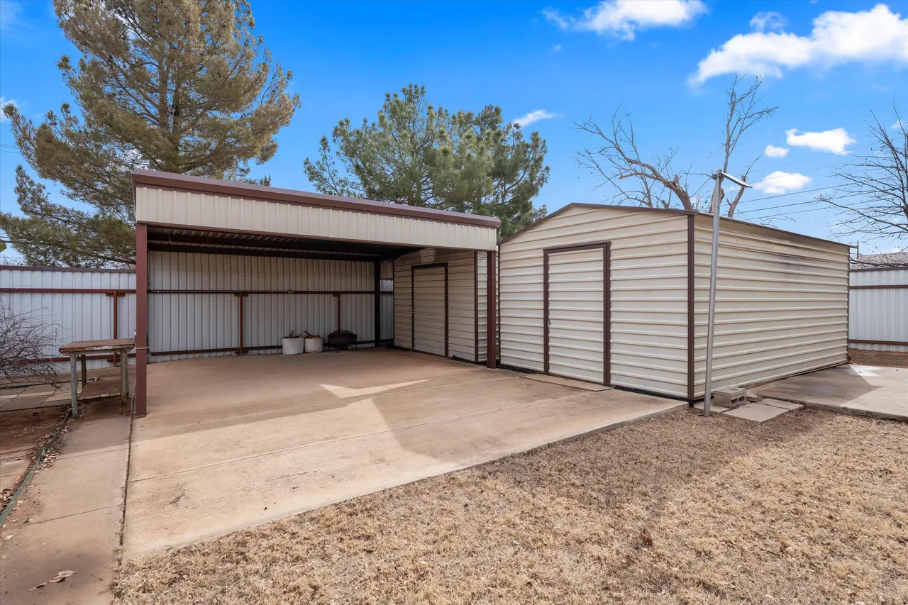 Photo 25 — 401 N 21st Place, Lamesa, TX 79331