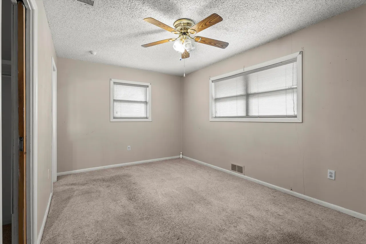 Photo 12 — 401 N 21st Place, Lamesa, TX 79331