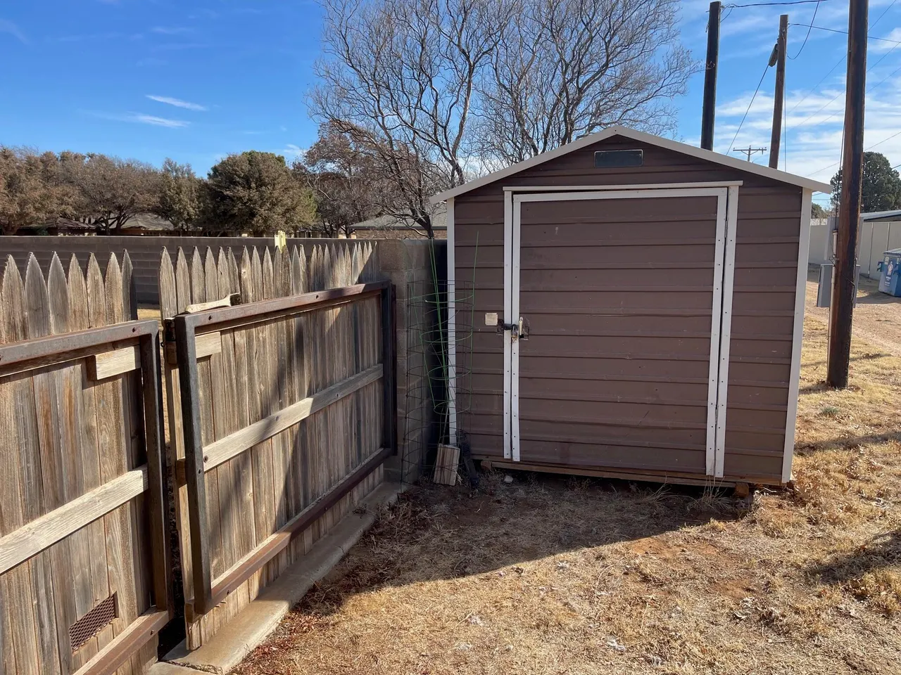 Photo 28 — 2529 N 1st Street, Tahoka, TX 79373
