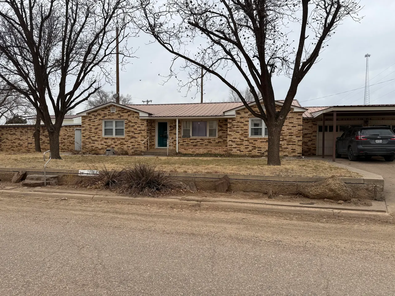 Front exterior — 2004 Avenue H, Petersburg, TX 79250