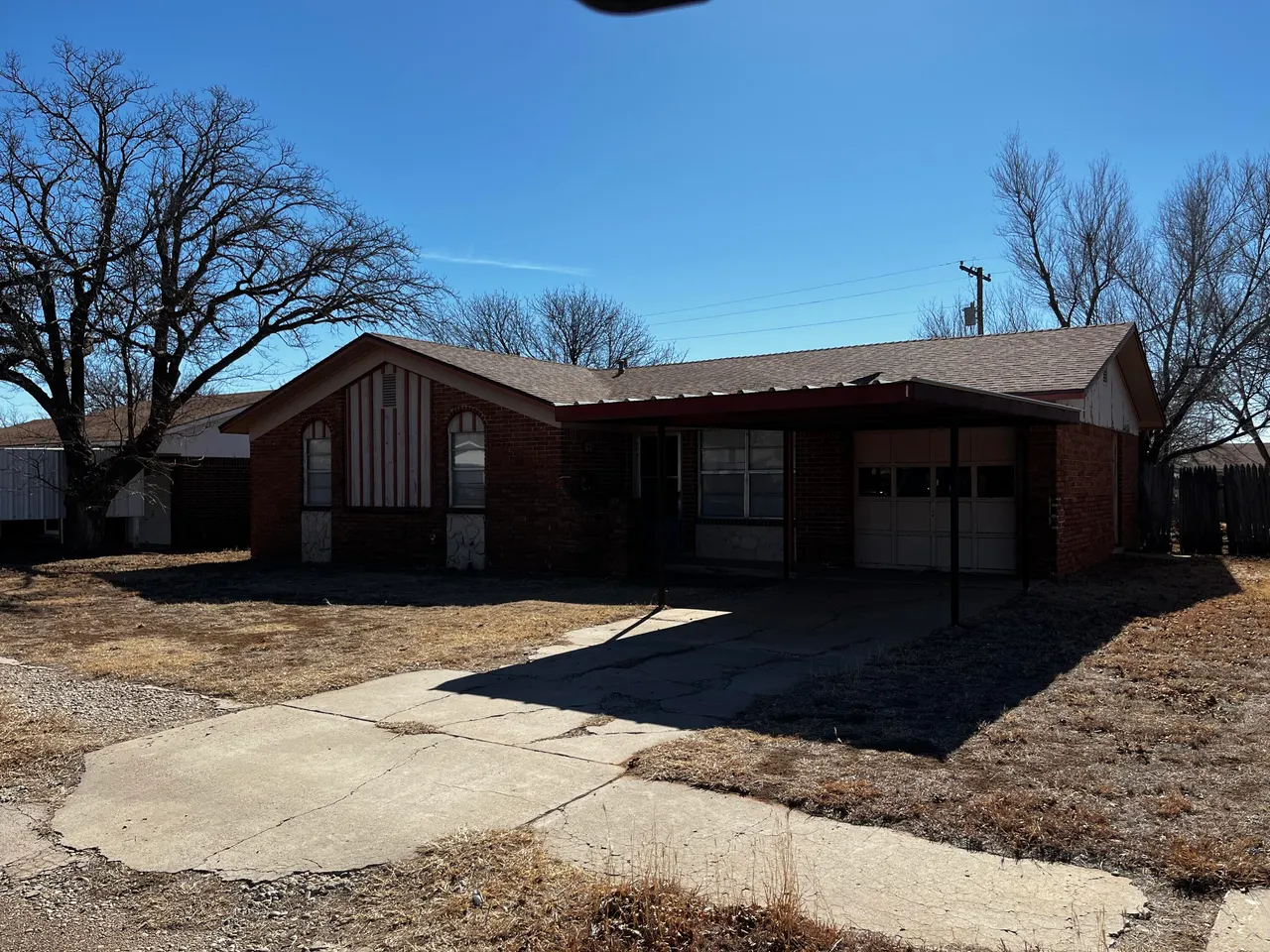 Photo 3 — 121 J B Avenue, Floydada, TX 79235