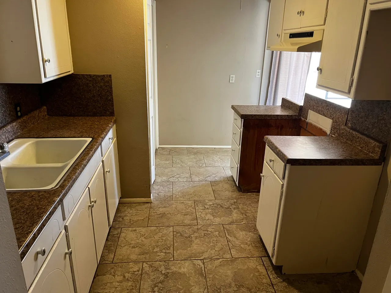 Photo 11 — 121 J B Avenue, Floydada, TX 79235