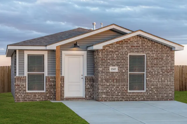 Front exterior — 8319 25th Street, Lubbock, TX 79407