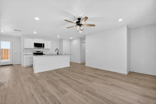 Photo 2 — 2302 Corpus Avenue, Wolfforth, TX 79382