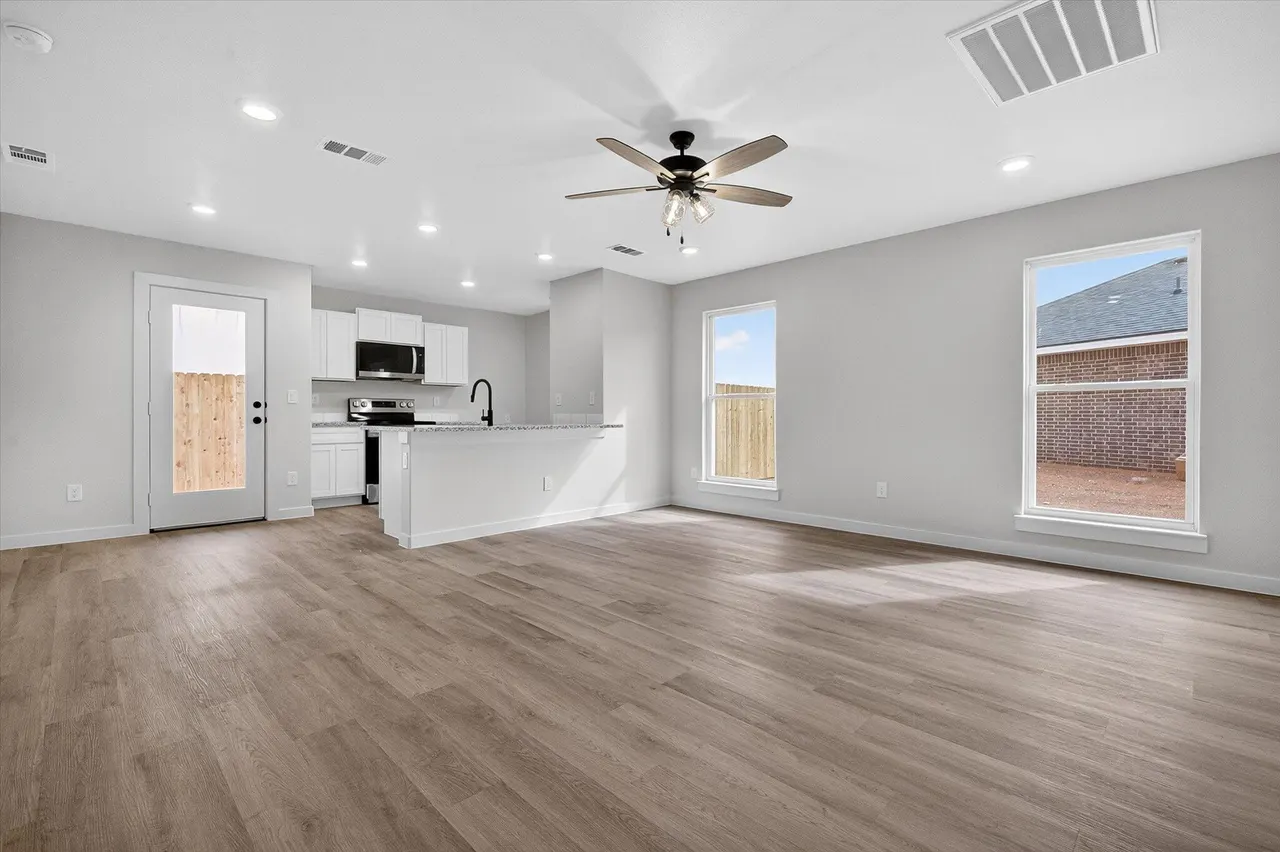 Photo 3 — 2308 Corpus Avenue, Wolfforth, TX 79382