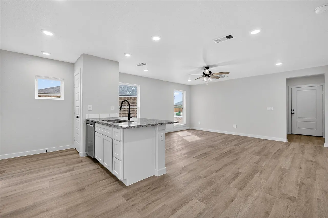 Photo 6 — 2308 Corpus Avenue, Wolfforth, TX 79382