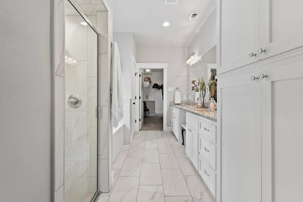 Photo 15 — 1122 16th Street, Shallowater, TX 79363