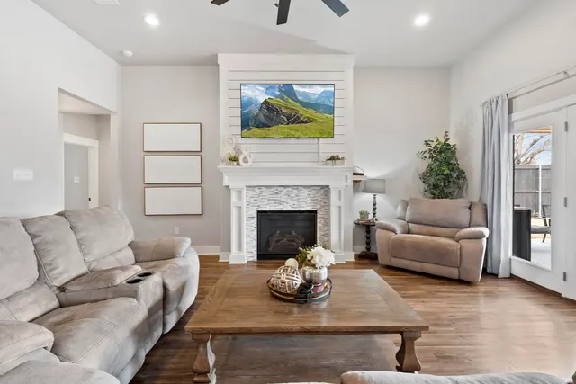 Photo 6 — 1122 16th Street, Shallowater, TX 79363