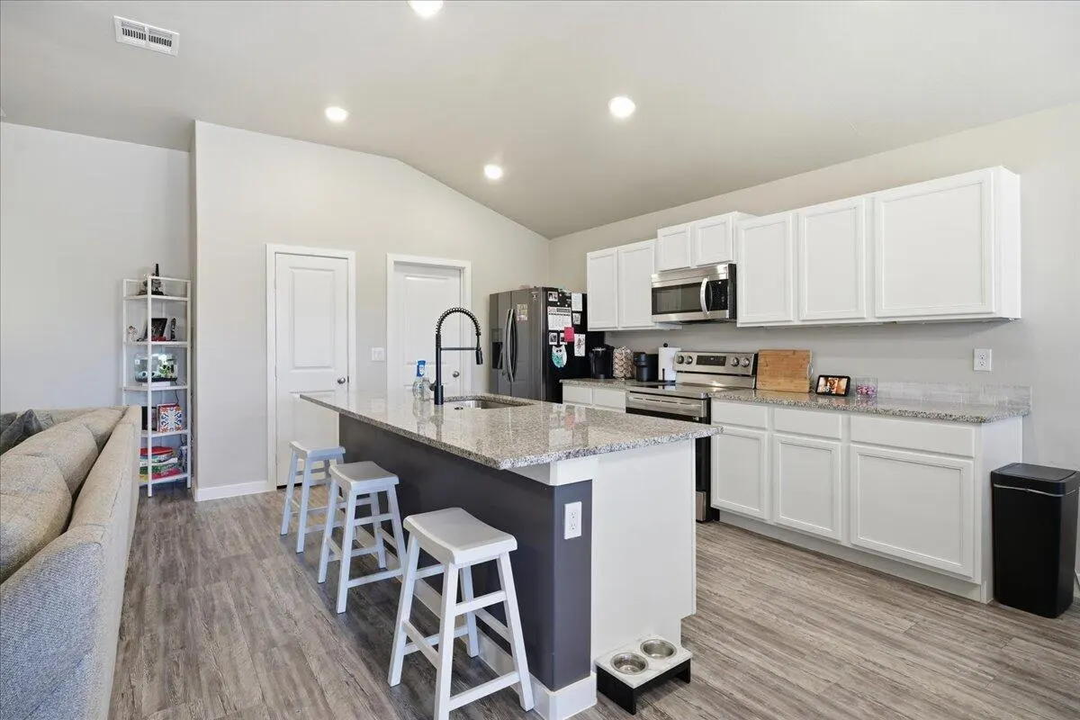 Photo 8 — 3204 Volney Avenue, Lubbock, TX 79407