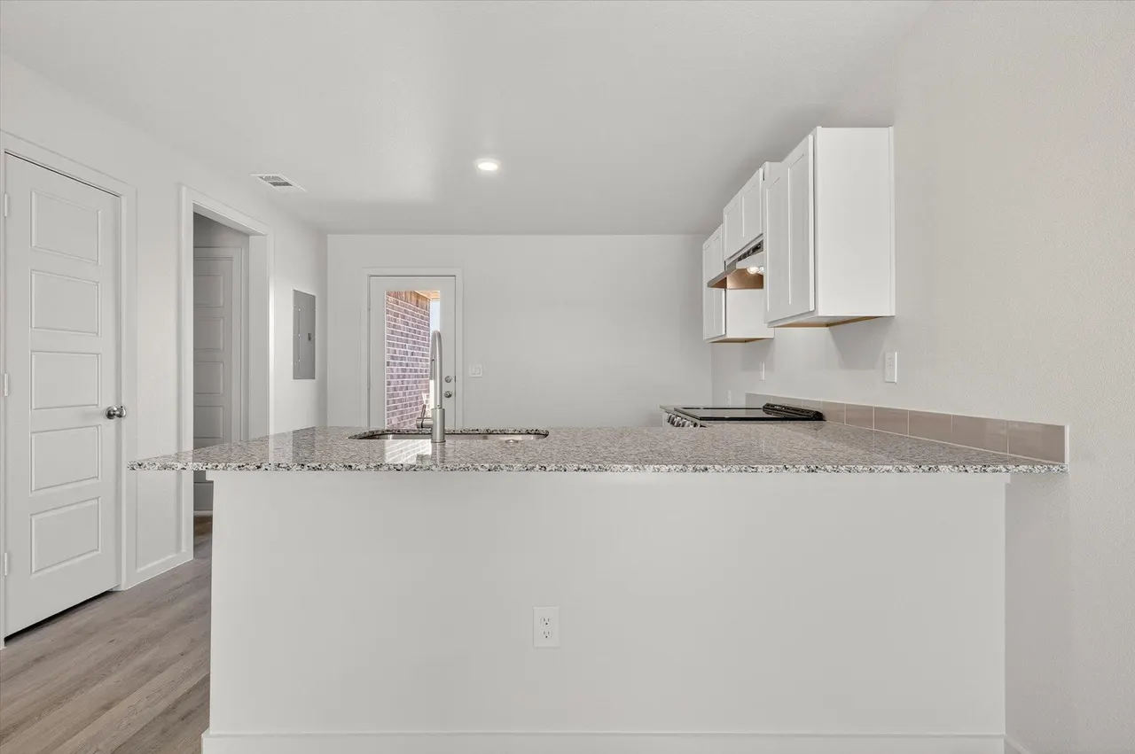 Photo 7 — 5508 Smith Street, Lubbock, TX 79416