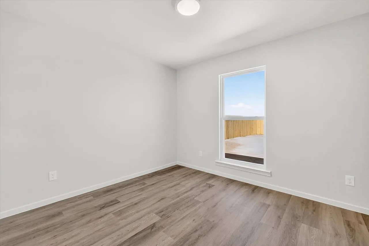 Photo 14 — 5508 Smith Street, Lubbock, TX 79416