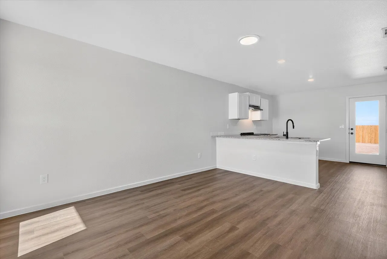 Photo 3 — 5510 Smith Street, Lubbock, TX 79416
