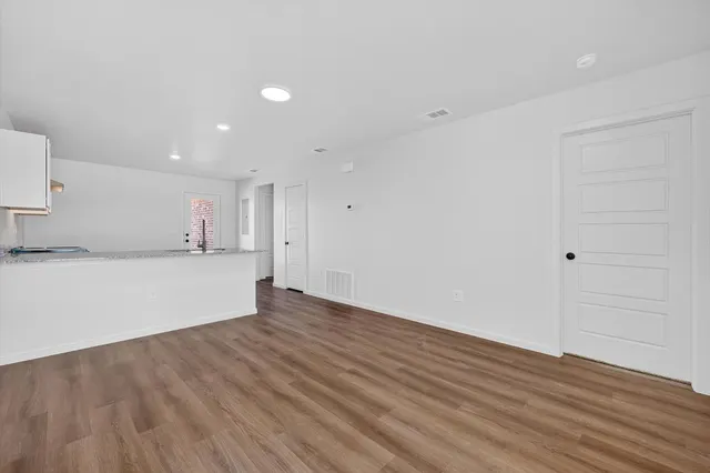 Photo 4 — 5510 Smith Street, Lubbock, TX 79416