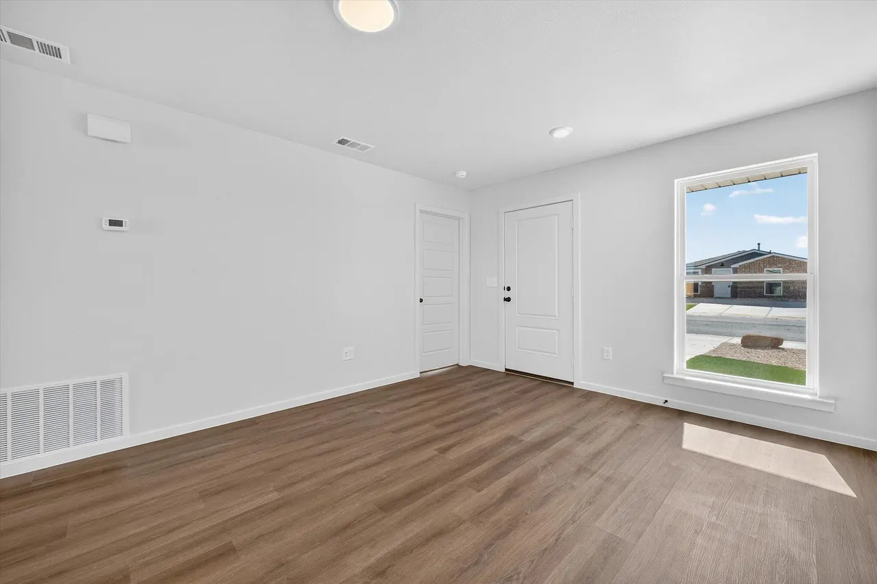 Photo 5 — 5510 Smith Street, Lubbock, TX 79416