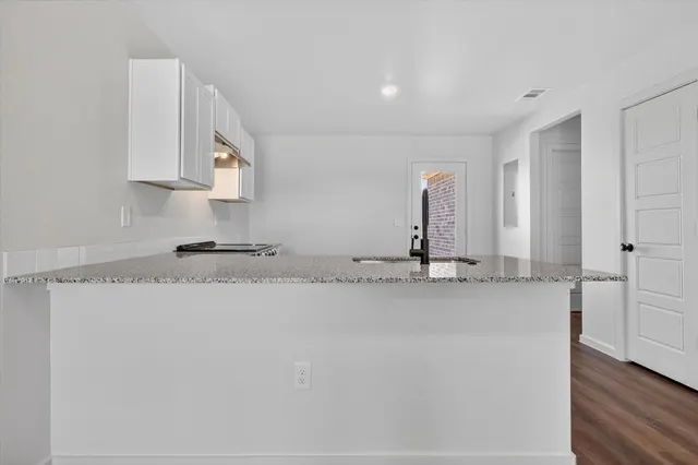 Photo 7 — 5510 Smith Street, Lubbock, TX 79416