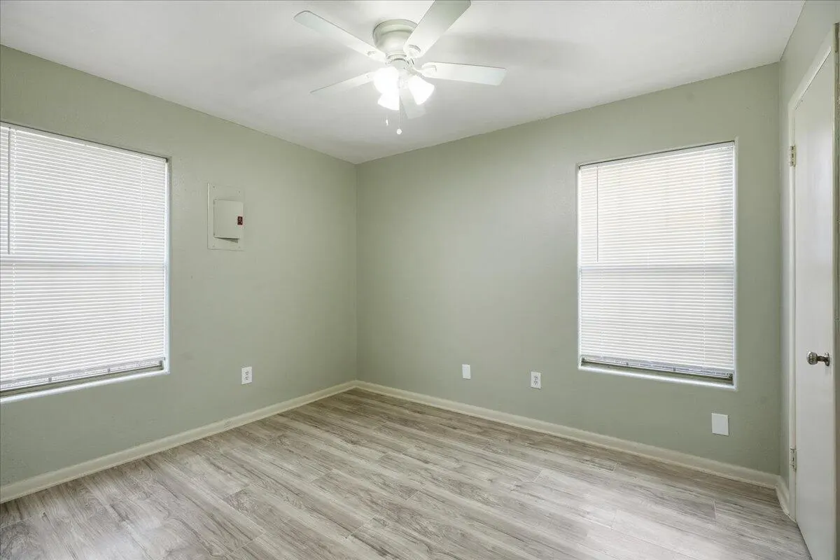 Photo 14 — 510 56th Street, Lubbock, TX 79404