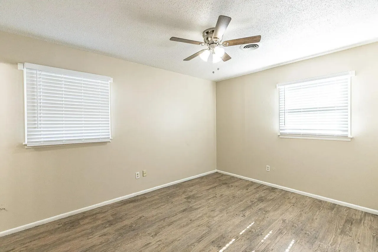 Photo 13 — 1916 71st Street, Lubbock, TX 79412