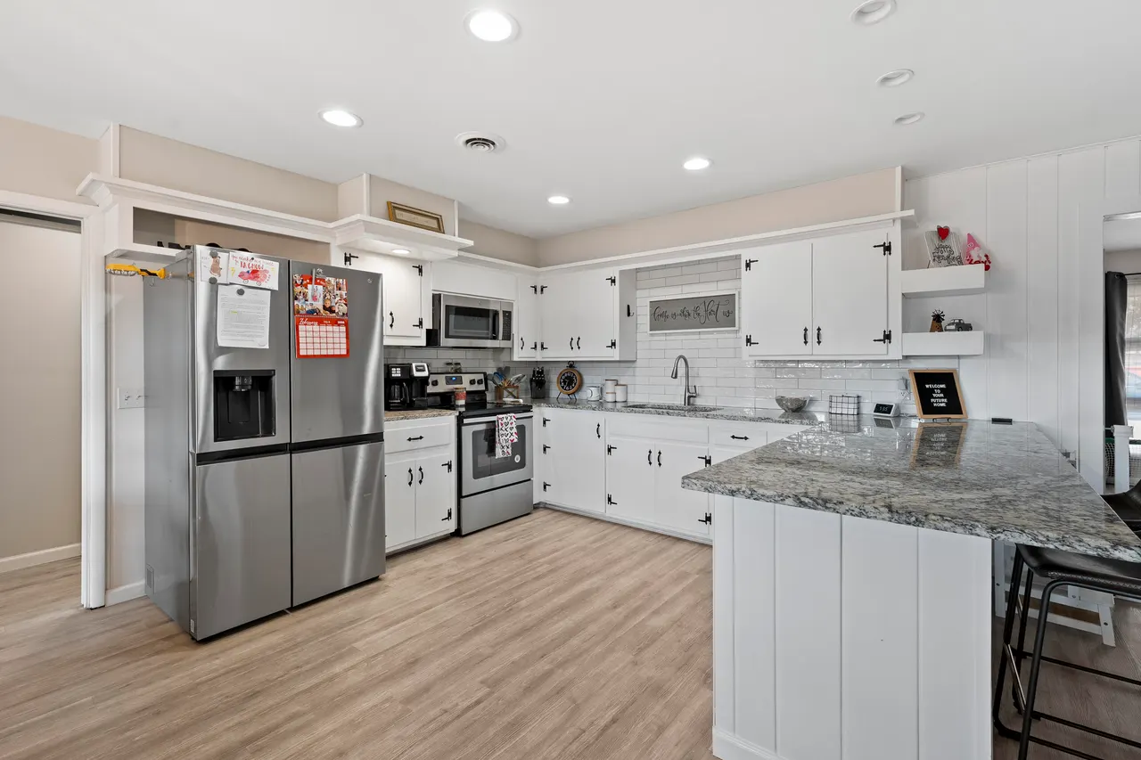 Photo 15 — 3703 41st Street, Lubbock, TX 79413