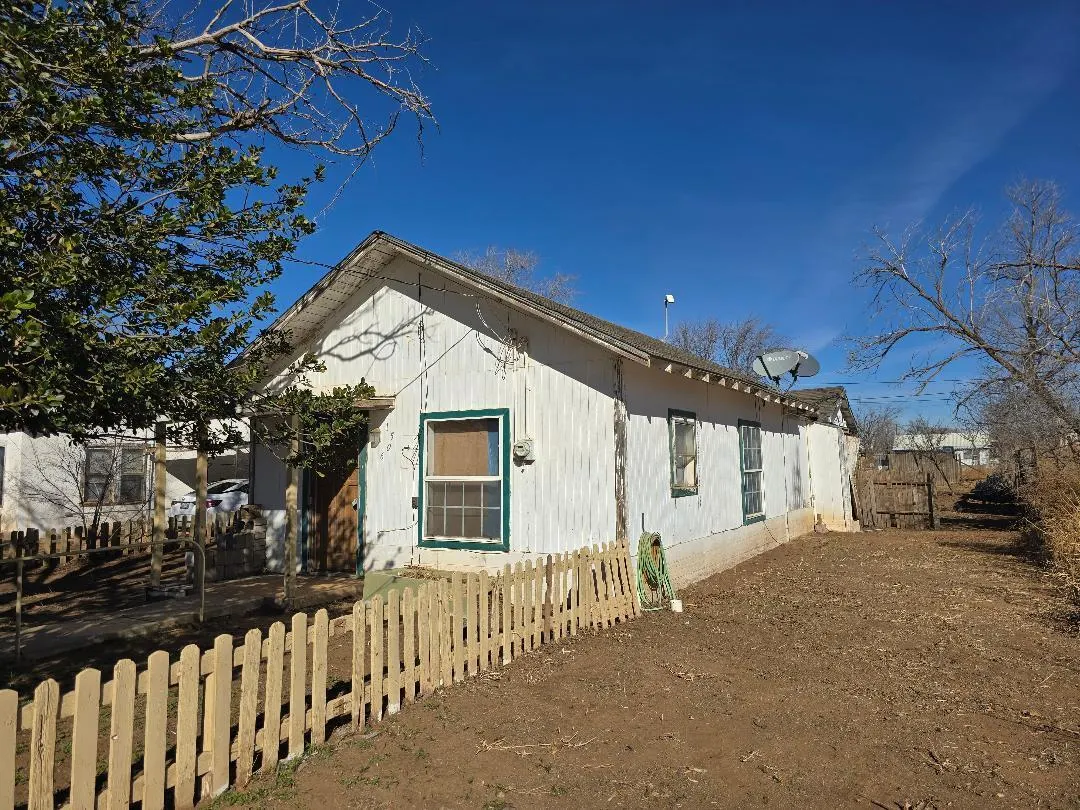 Photo 10 — 1506 N 1st Street, Lamesa, TX 79331