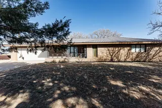 Sold home at 716 Bulldog Drive