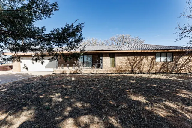 Front exterior — 716 Bulldog Drive, Amherst, TX 79312