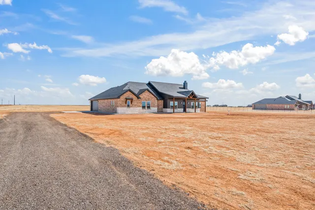 Photo 4 — 9425 County Road 5300, Shallowater, TX 79363