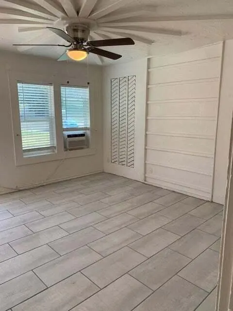 Photo 2 — 2101 38th Street, Lubbock, TX 79412
