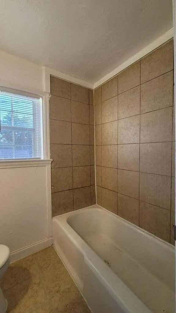 Photo 15 — 2101 38th Street, Lubbock, TX 79412