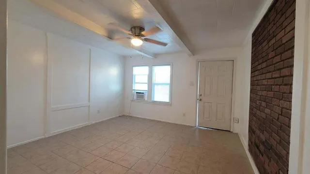 Photo 8 — 2101 38th Street, Lubbock, TX 79412