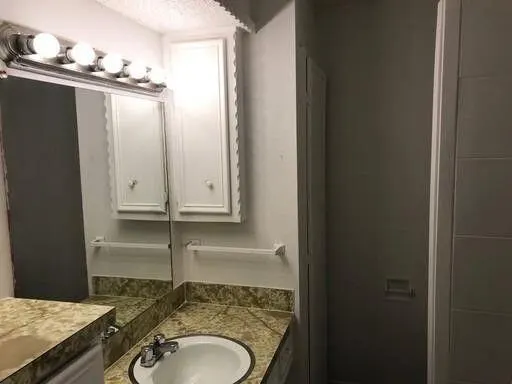 Photo 7 — 1609 38th Street, Lubbock, TX 79412