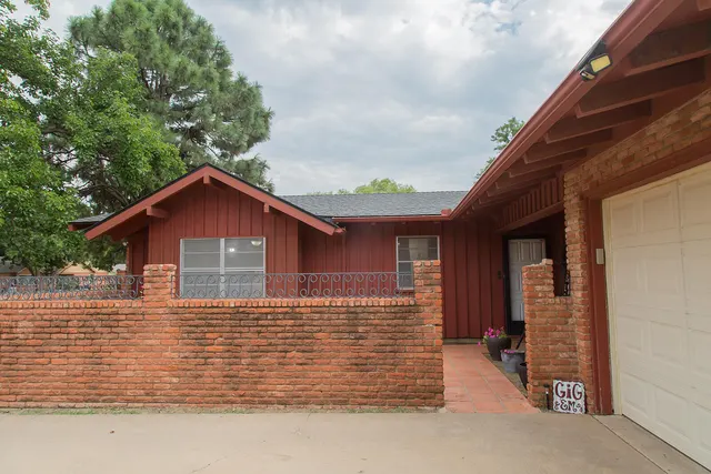 Photo 6 — 1311 Holiday Drive, Plainview, TX 79072