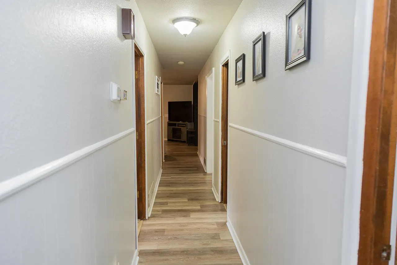 Photo 13 — 1311 Holiday Drive, Plainview, TX 79072