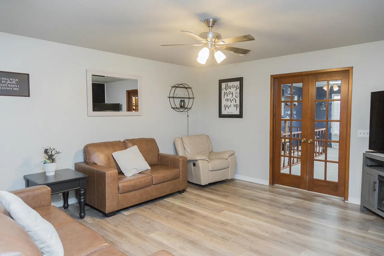 Photo 14 — 1311 Holiday Drive, Plainview, TX 79072