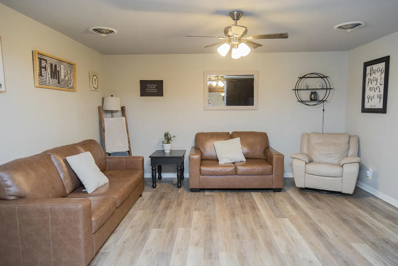 Photo 17 — 1311 Holiday Drive, Plainview, TX 79072